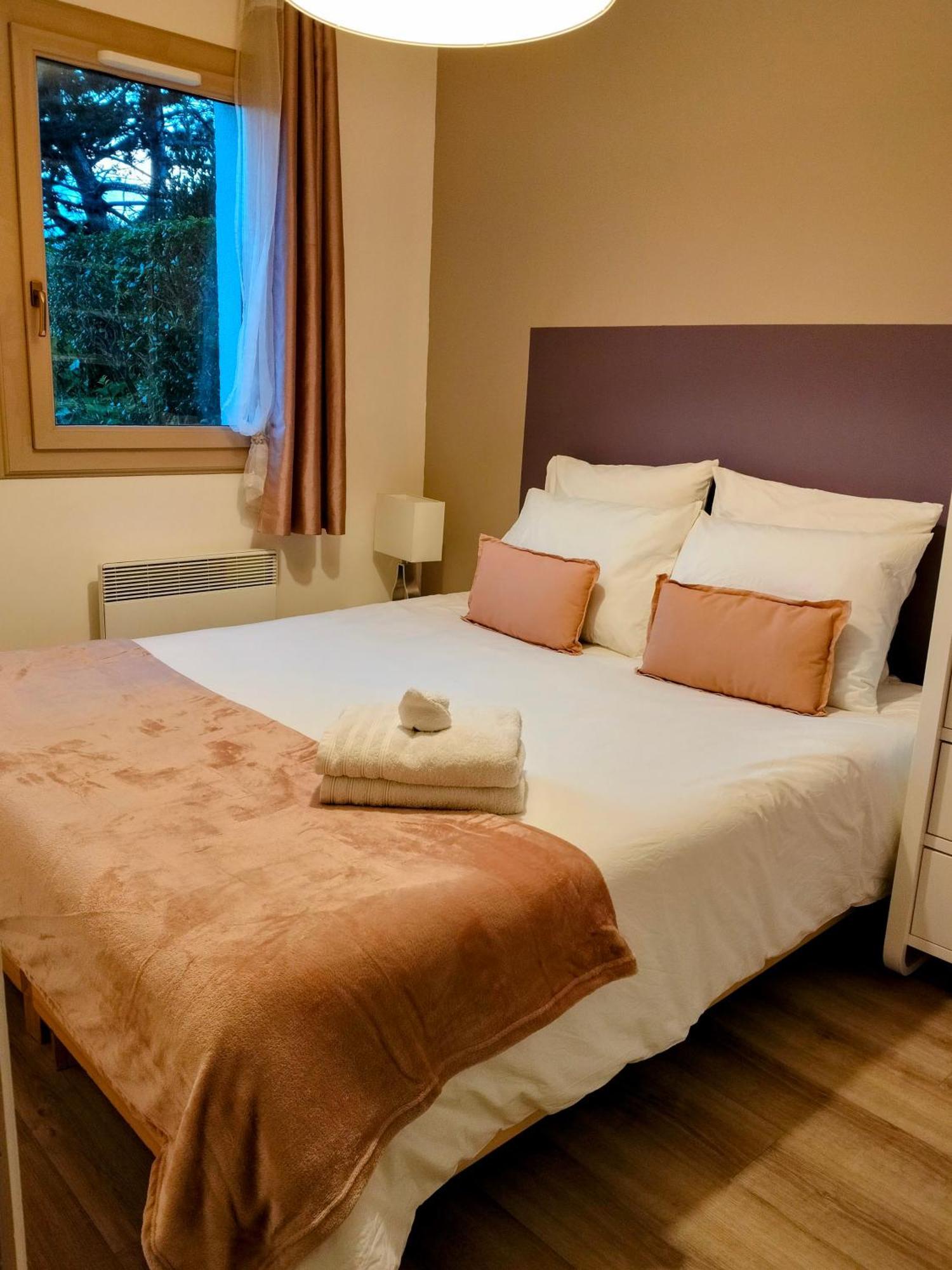 Ravissant Cottage Avec Jardin, Refait A Neuf, 2 A 5 Pers Cabourg Buitenkant foto